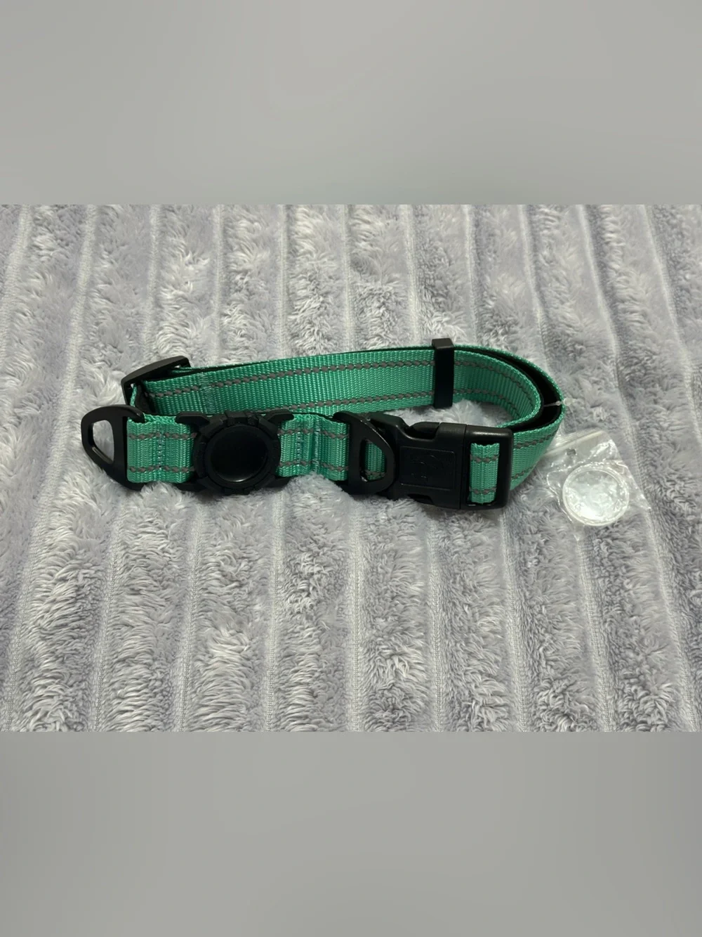 Adjustable Green Nylon Dog Collar with Quick-Release Buckle